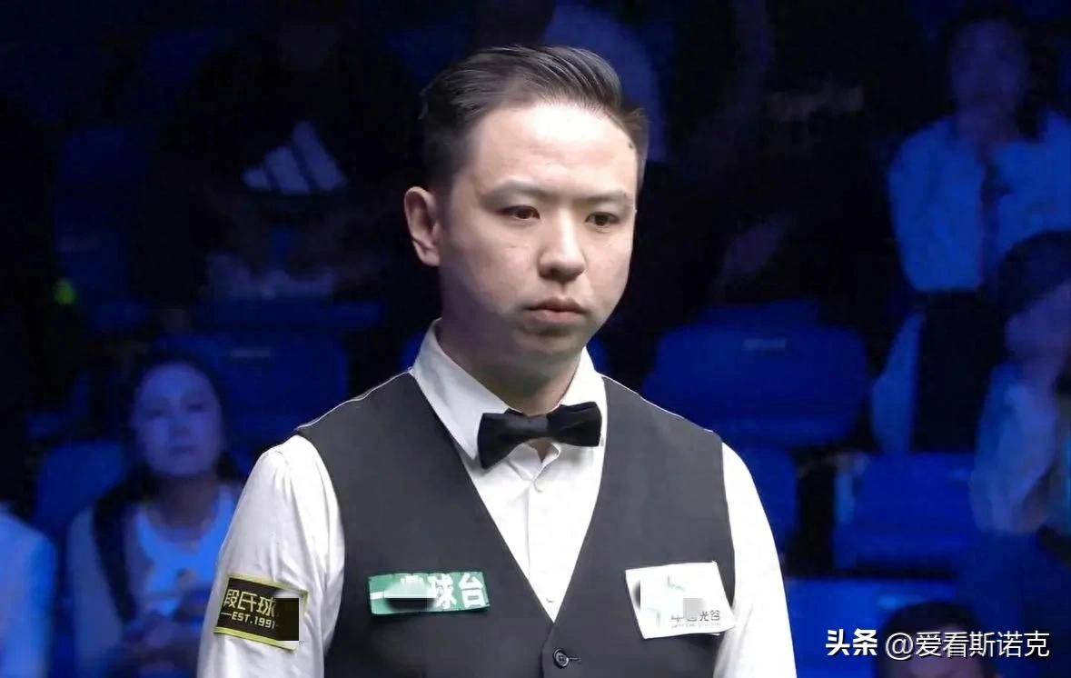 盖在巨星光 盖在巨星光