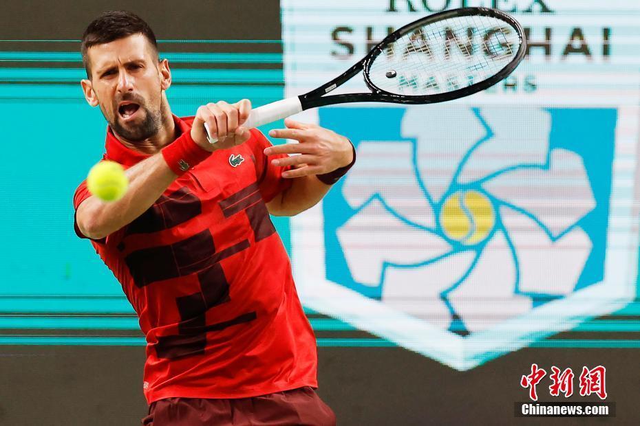 更以冷静与 更以冷静与