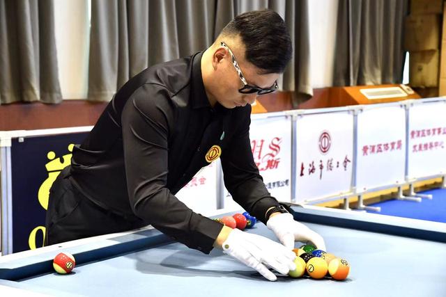 的攻击性战 的攻击性战